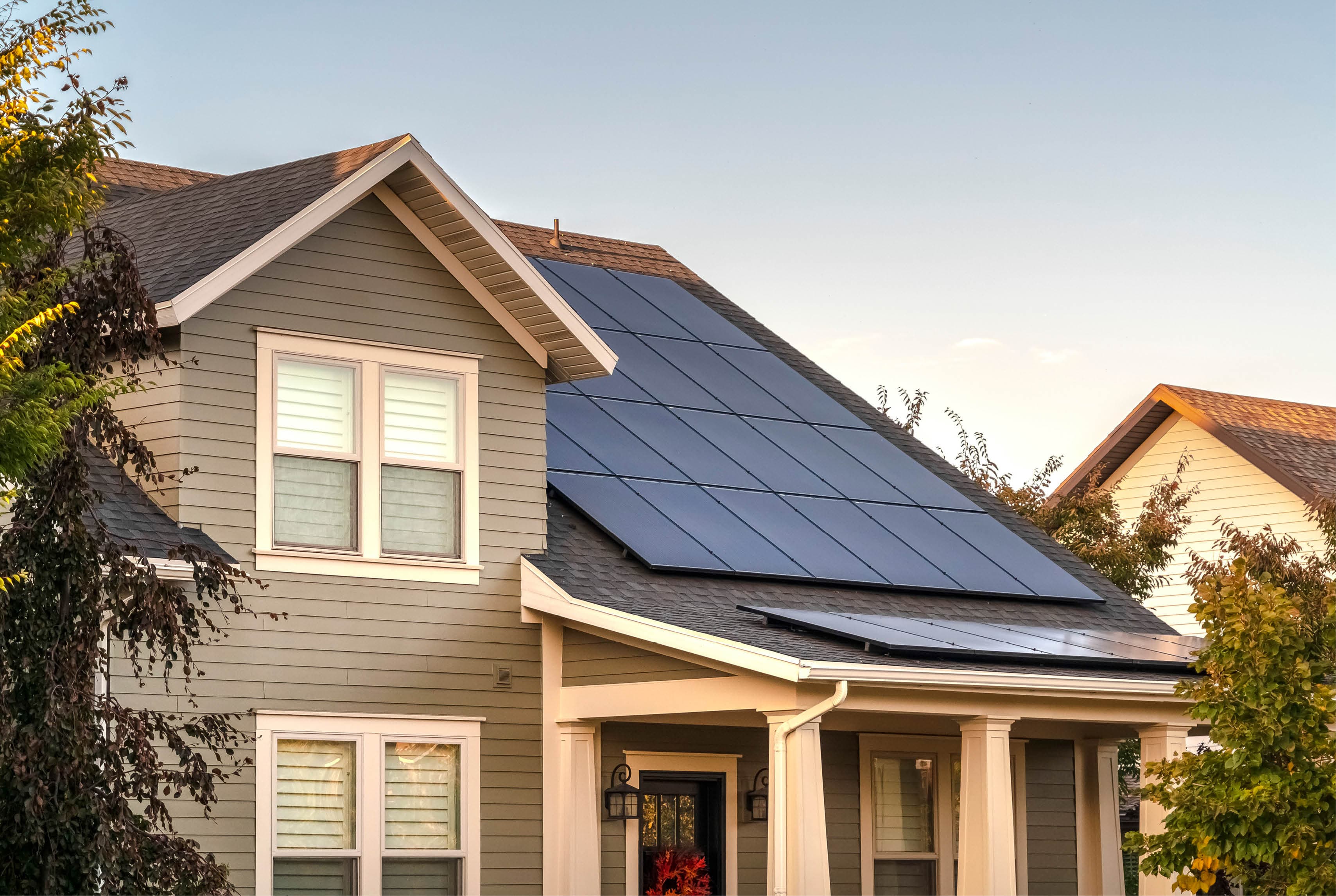 Solar panels vs heat pump